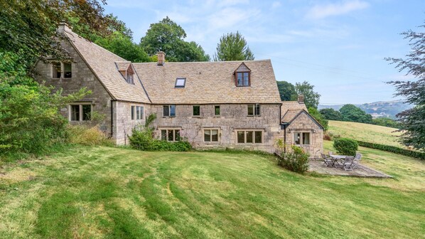 Gardens, cottage and view, Locks Cottage, Bolthole Retreats