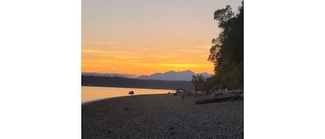 Sunshine Beach at Case Inlet, South Puget Sound