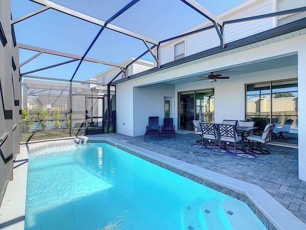 Private pool