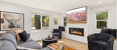 Cozy Living Room | Fireplace and Smart TV with Free Netflix
