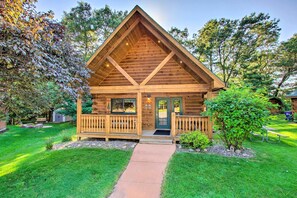 Exterior | Bedroom/Full Bathroom on 1st Floor | Dog Friendly w/ Fee