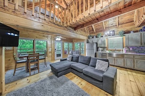 Living Room | Flat-Screen TV | Open Floor Plan