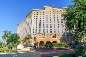 2 grand desert - resort (4) edited.jpg