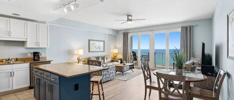 Living Area with Gulf Views, Sleeper Sofa and Flat Screen TV