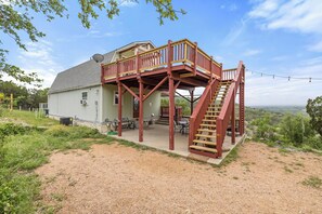 Exterior & Hillview + downstairs & upstairs patio