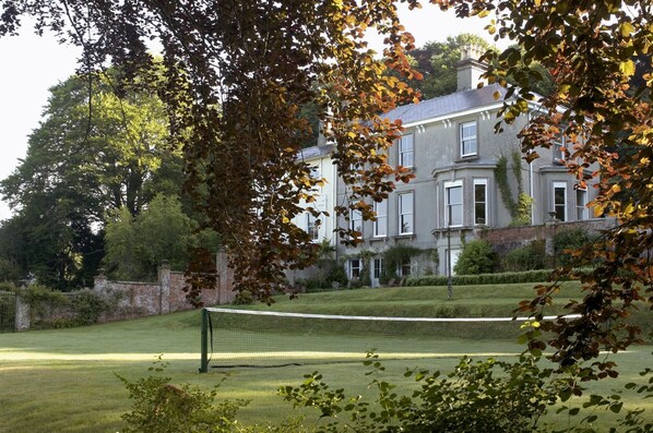 Sport court