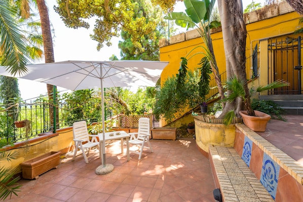 Terrace/patio