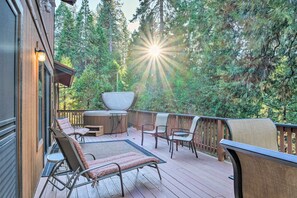 Huge private deck overlooking the big trees in the backyard