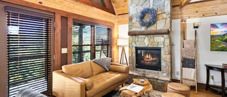 Stacked Stone Gas Fireplace in the Cozy Living Room