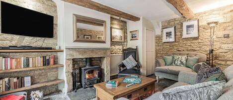 Keeley Cottage Living Room - StayCotswold