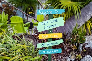 welcome sign