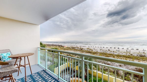 Balcony with a PERFECT view!