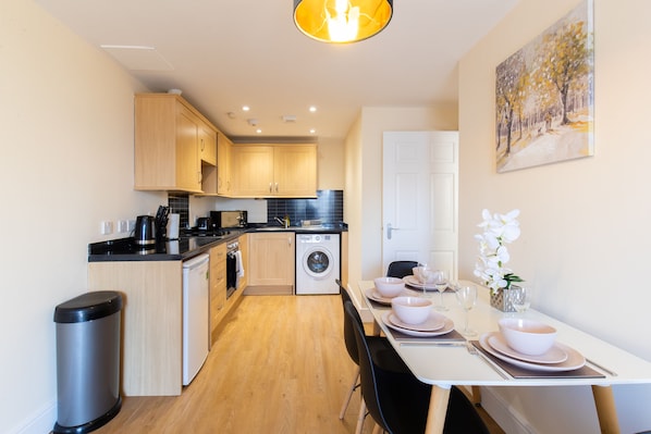 Kitchen/Dining area