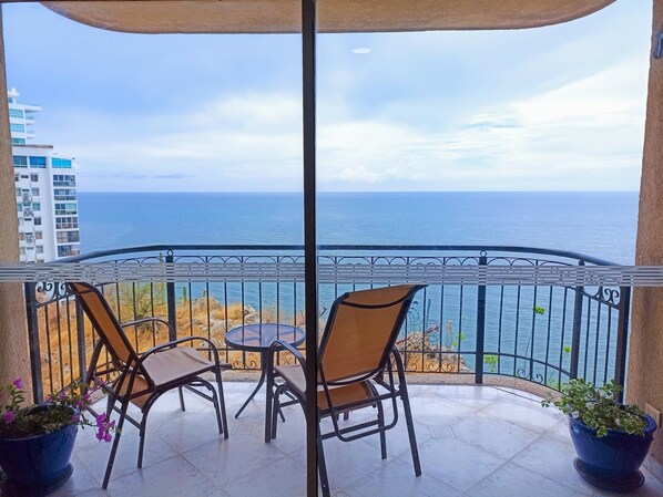 Beach/ocean view