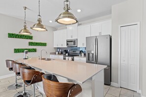 Fully-equipped kitchen