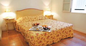 Get a good night sleep in the master bedroom with a double bed.