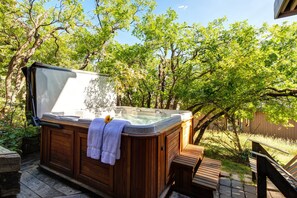 Private Hot Tub Patio