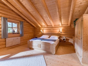 Audorfer Blockhaus 125qm, zwei Terrassen, Balkon, Sauna-Schlafzimmer