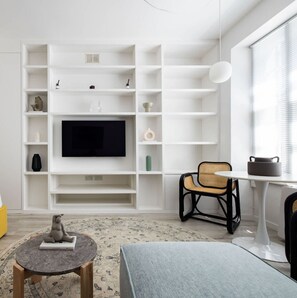 Hogarth Road open-concept living area