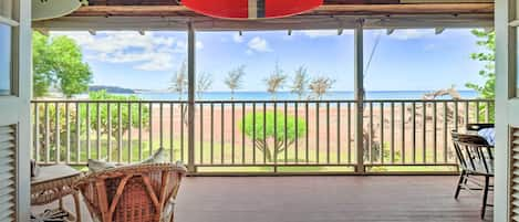 Maunaloa Vacation Rental | 2BR | 2BA | 1,900 Sq Ft | 1 Step Required for Entry