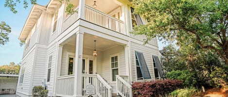 Welcome to Serendipity by the Sea