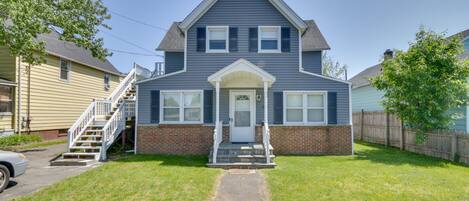 West Haven Vacation Rental | 5BR | 2.5BA | Stairs Required | 1,800 Sq Ft