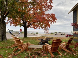 Outdoor seating around fire pit 