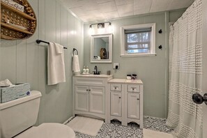 This bathroom, we love it and hope you love it too.