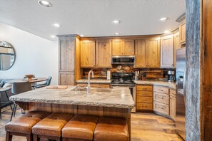 Fully stocked kitchen.