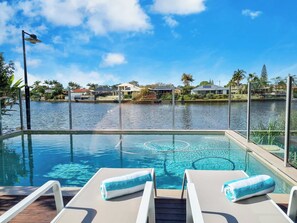 Recent Review: Fantastic house and location! Lovely and attentive hosts! Recommend 100% :)