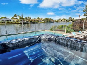 Make use of the beautiful heated jacuzzi