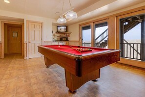 Spielezimmer