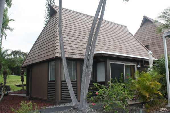 Corner unit provides ample of privacy