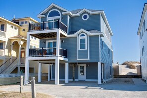 You can't go wrong with this amazing 6-Bedroom, 4-Bathroom 3-story beach home located in the heart of Nags Head.