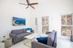 High ceilings and smart tv