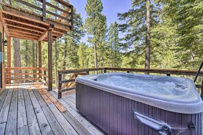 Furnished Deck | Private Hot Tub