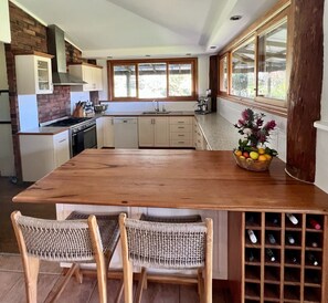 farmhouse kitchen