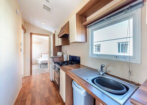 Fontwell Caravan Plus - Riverside Caravan Park, Bognor Regis