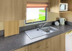 Juniper Standard (Pet Friendly) - The Chase Holiday Park, Ingoldmells, Nr Skegness