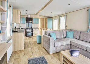 Typical Laidback Coastal 3 | Trevornick, Holywell Bay