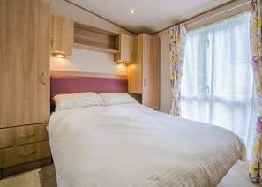 Beech 3 VIP - Andrewshayes Holiday Park, Axminster