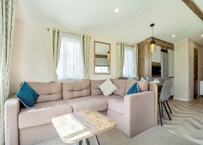 Dorset Mirage - Seadown Park, Charmouth