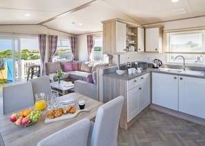 Typical Stylish Comfort 2 | Trevornick, Holywell Bay