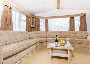 Pearmain - Orchards Holiday Park, Newbridge, Nr Yarmouth