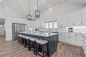 Surf or Sound Realty - 1055 - Sound Dance - Kitchen-2