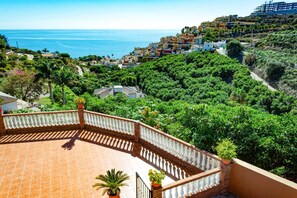 Villa Nadia image