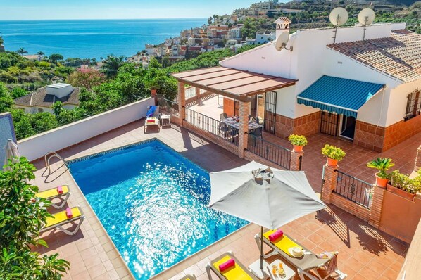 Villa Nadia image