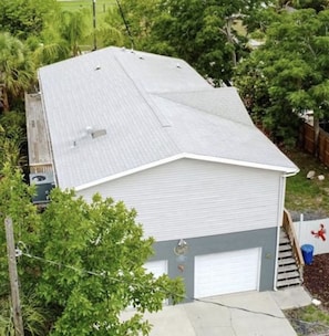 Plenty of space in yard and screened in area below.