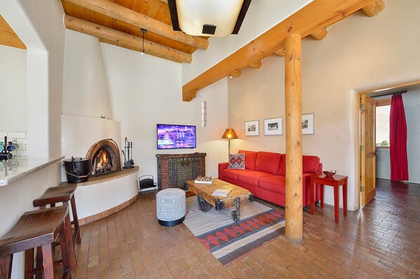 Unit 79 Living Area (1)