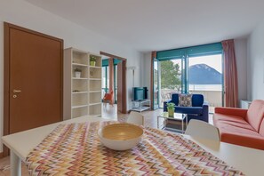 Living and dining room
